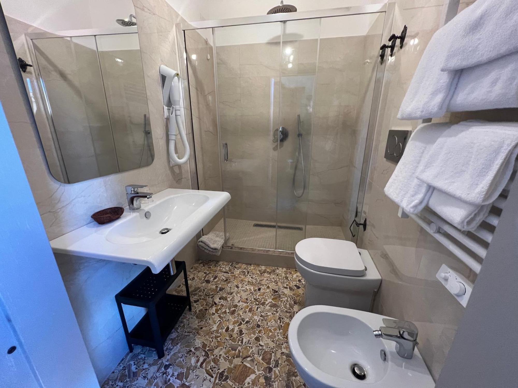 Le Camere Dei Magi Saturnia Esterno foto