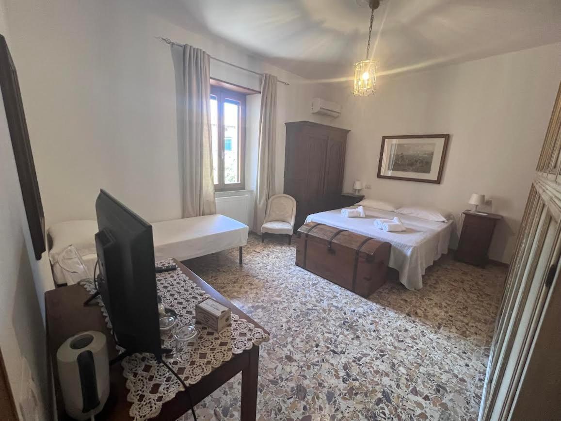Le Camere Dei Magi Saturnia Esterno foto